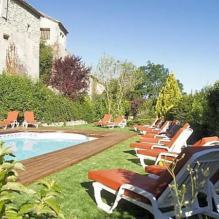 호텔 La Claveliere Saint-Auban-sur-lʼOuvèze