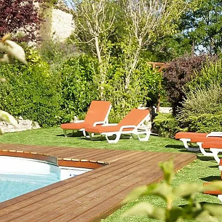 호텔 La Claveliere Saint-Auban-sur-lʼOuvèze